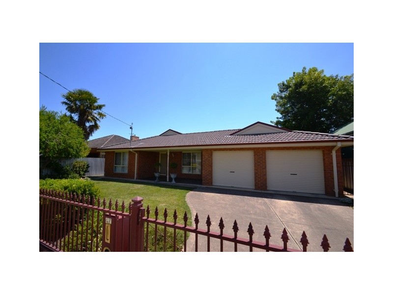 47 Loco Street, Seymour VIC 3660