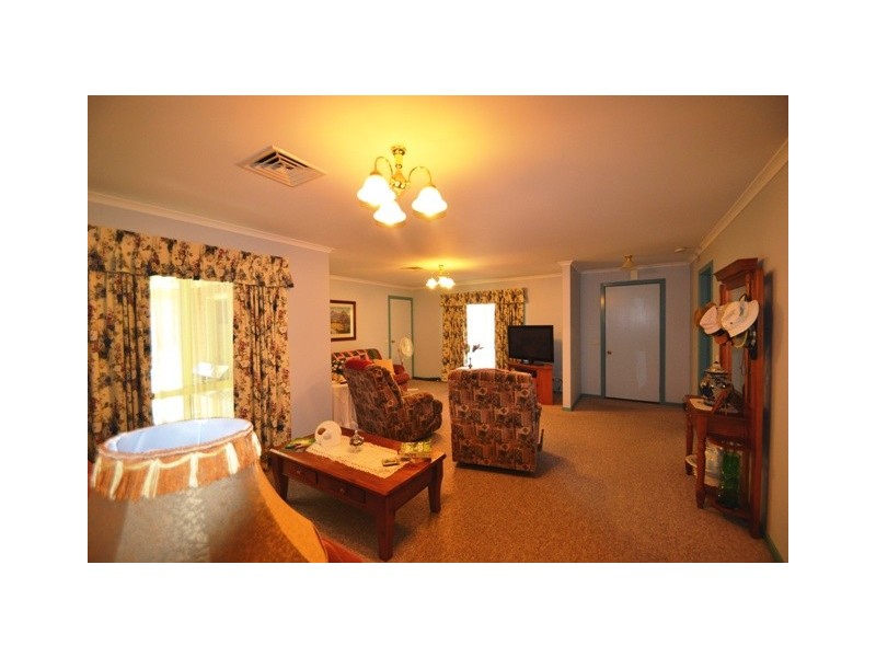 47 Loco Street, Seymour VIC 3660