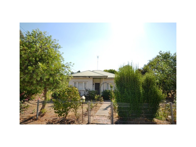 25 Scobie Street, Avenel VIC 3664