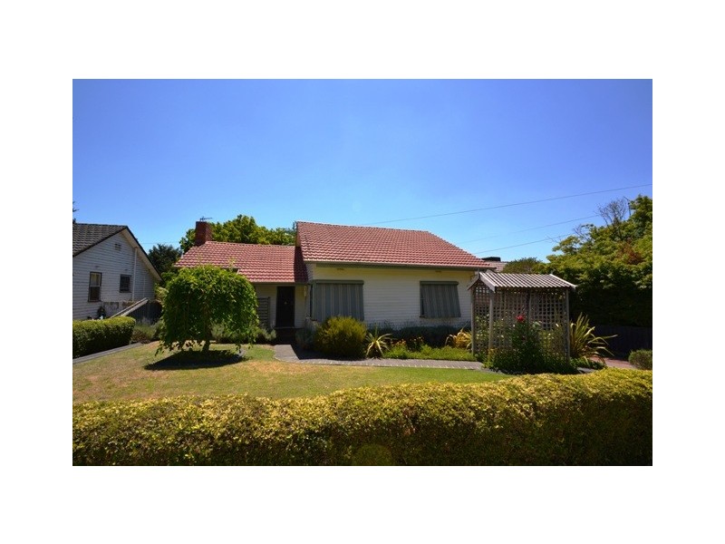 15 Tehan Street, Seymour VIC 3660
