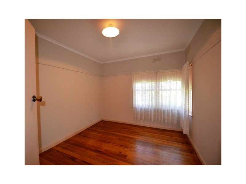 15 Tehan Street, Seymour VIC 3660