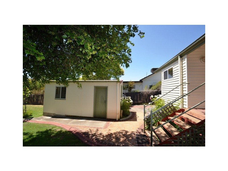 15 Tehan Street, Seymour VIC 3660