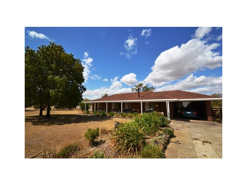 570 Northwood Rd, Seymour VIC 3660