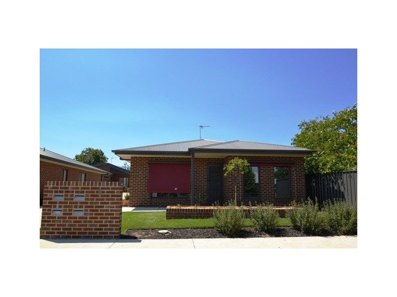 2/8 President, Seymour VIC 3660