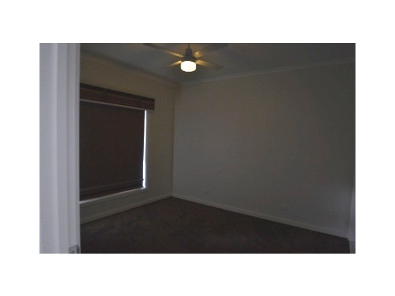 2/8 President, Seymour VIC 3660