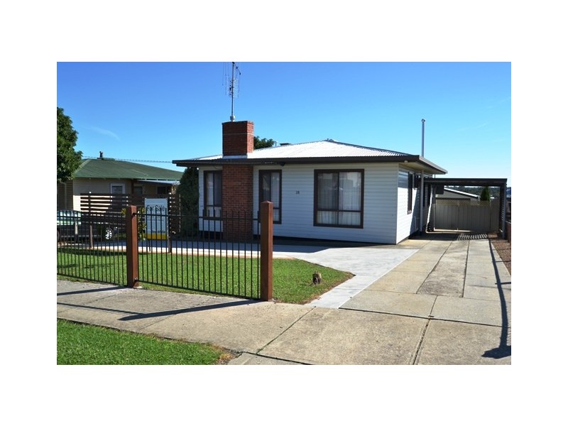 28 Heywood Cres, Seymour VIC 3660