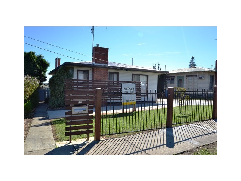 28 Heywood Cres, Seymour VIC 3660