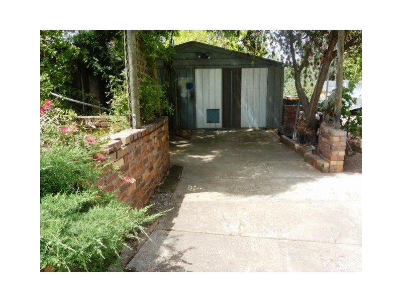 38 Anderson Street, Avenel VIC 3664