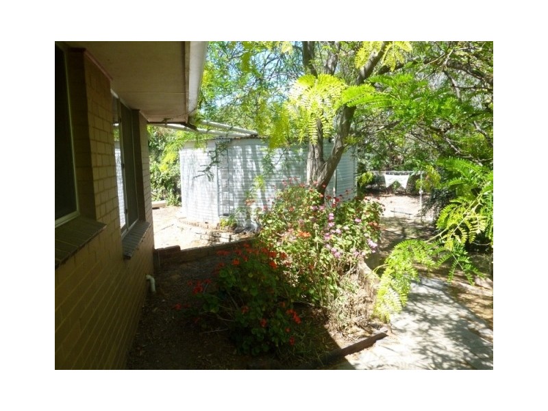 38 Anderson Street, Avenel VIC 3664