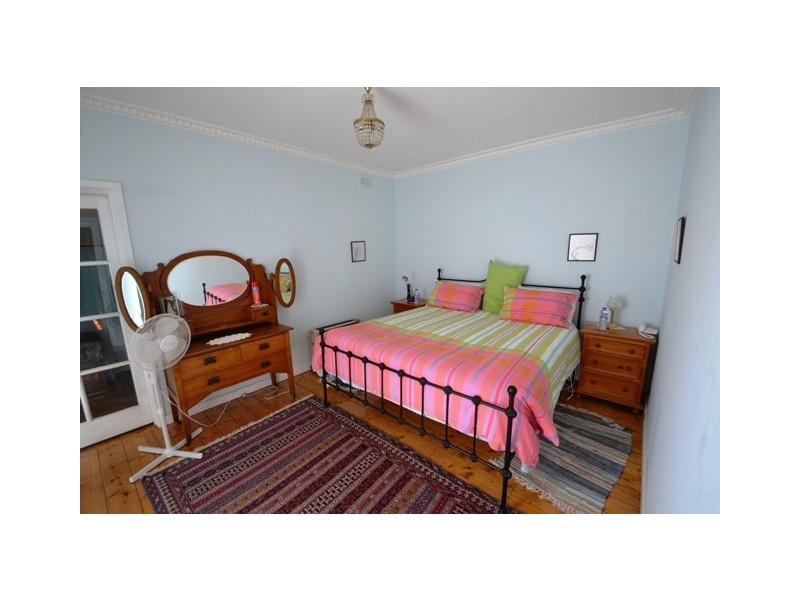 20 East West Hall Lane, Seymour VIC 3660