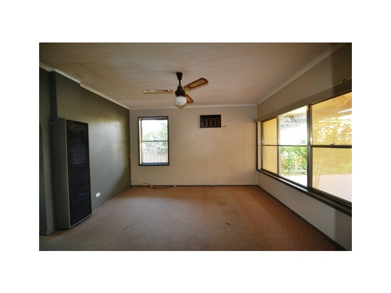 17 Clark Street, Seymour VIC 3660