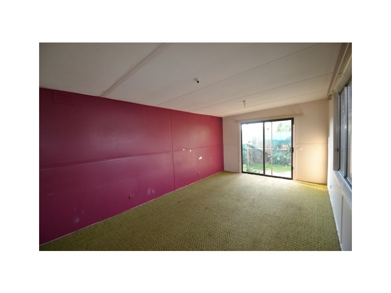 17 Clark Street, Seymour VIC 3660