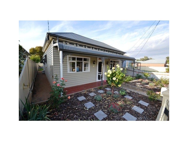 45 Park Street, Seymour VIC 3660