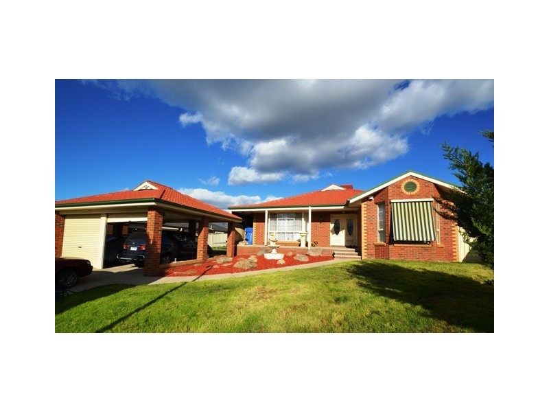 11 Doyle Court, Seymour VIC 3660