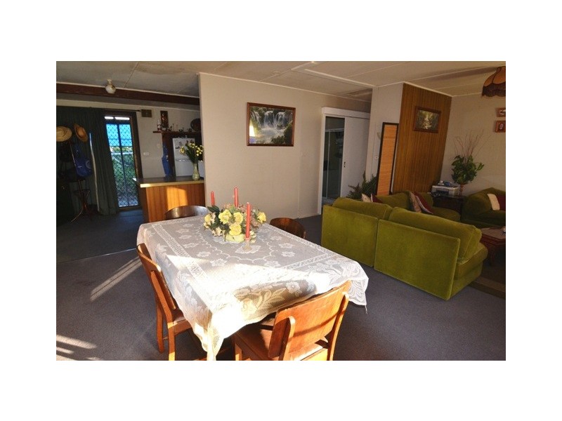 106 Tarcombe Rd, Seymour VIC 3660