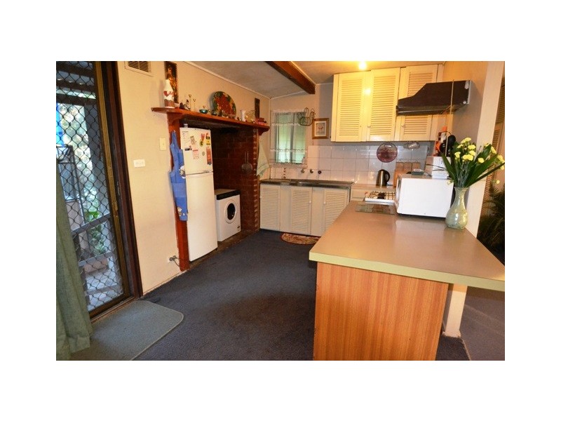 106 Tarcombe Rd, Seymour VIC 3660