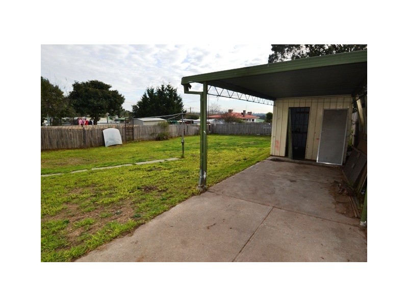 14 Morison Cres, Seymour VIC 3660