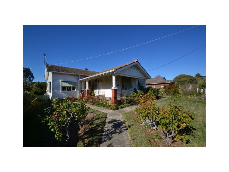 19 Guild Street, Seymour VIC 3660