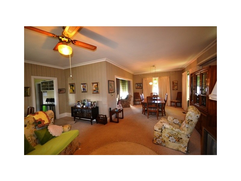 19 Guild Street, Seymour VIC 3660