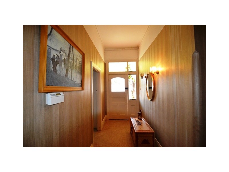 19 Guild Street, Seymour VIC 3660