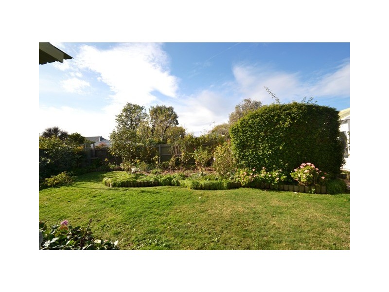 19 Guild Street, Seymour VIC 3660