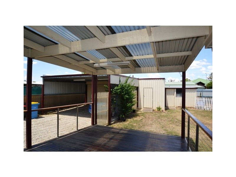 18 Avenel Road, Seymour VIC 3660