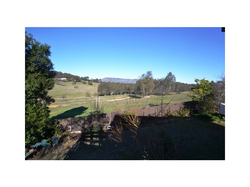 21 Priestley Cres, Seymour VIC 3660