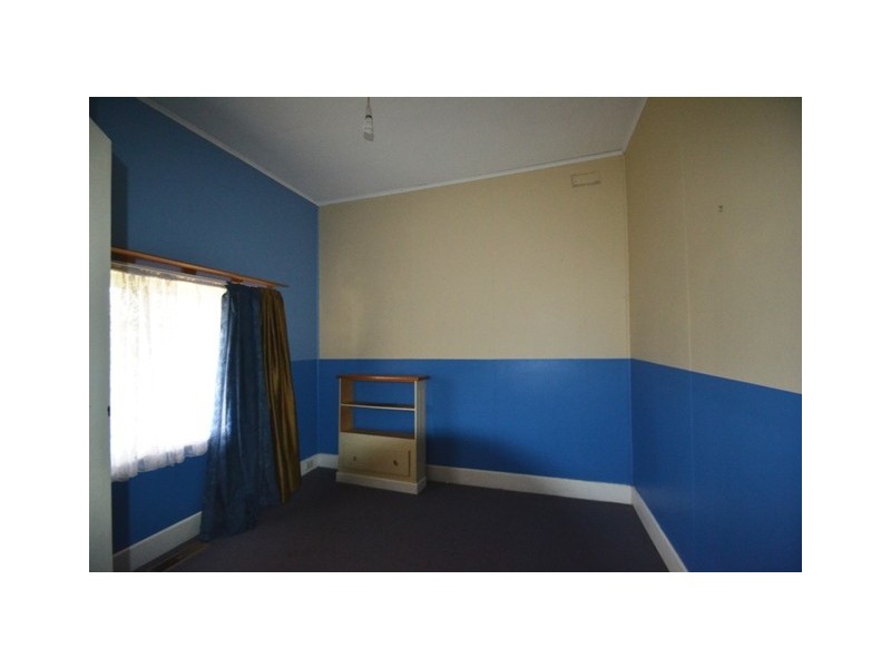 20 Redbank Rd, Seymour VIC 3660