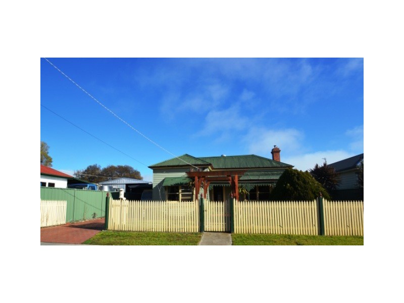 15 Moyle Street, Seymour VIC 3660