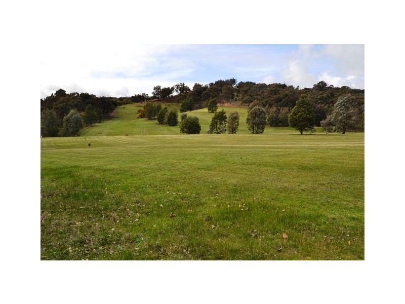 175 Ghin Ghin Road, Seymour VIC 3660