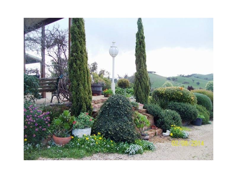 175 Ghin Ghin Road, Seymour VIC 3660