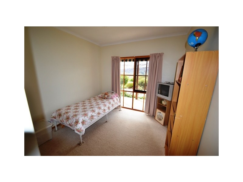 175 Ghin Ghin Road, Seymour VIC 3660