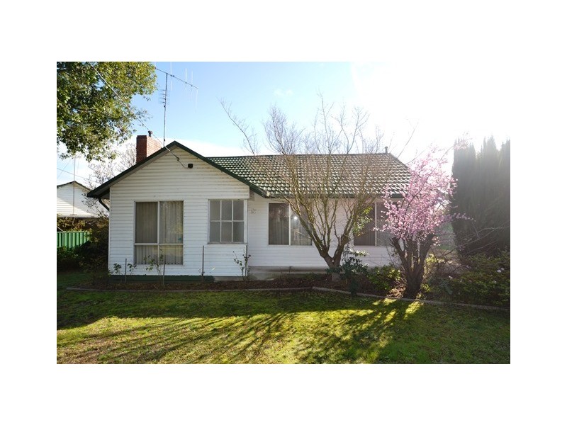 40 Heywood Cres, Seymour VIC 3660