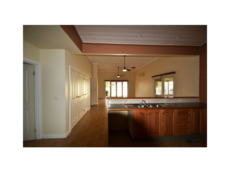 27 Goulburn Street, Seymour VIC 3660