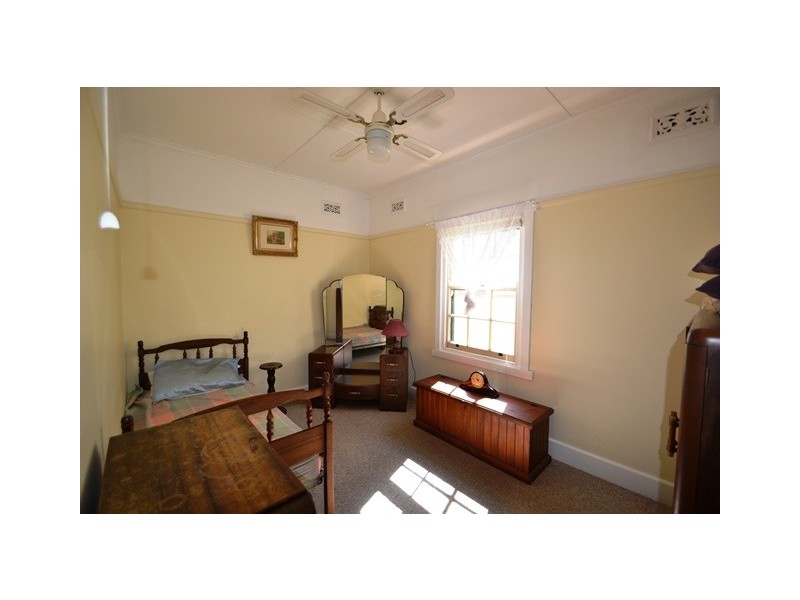 45 Oak Street, Seymour VIC 3660