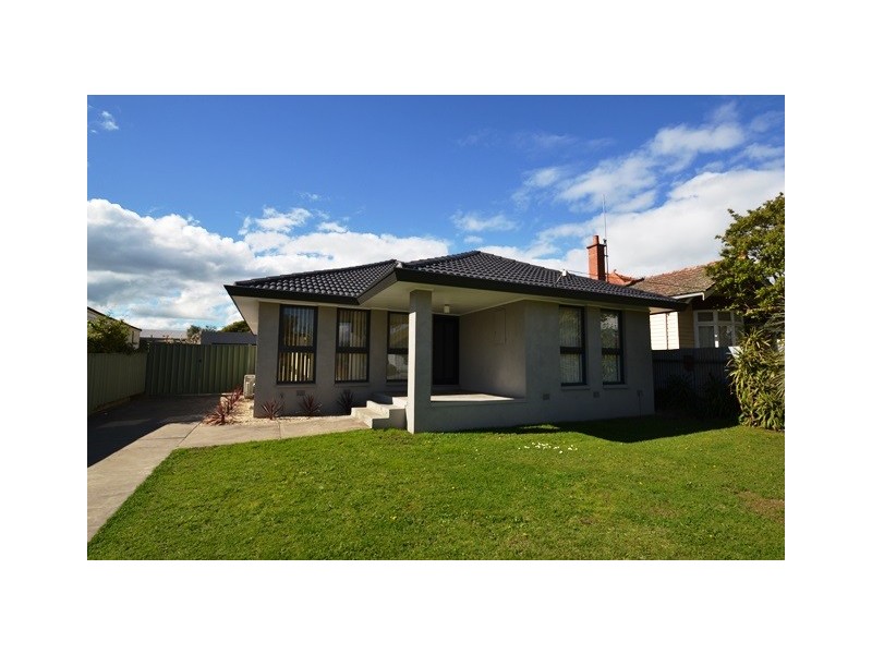 10 Tristan Street, Seymour VIC 3660