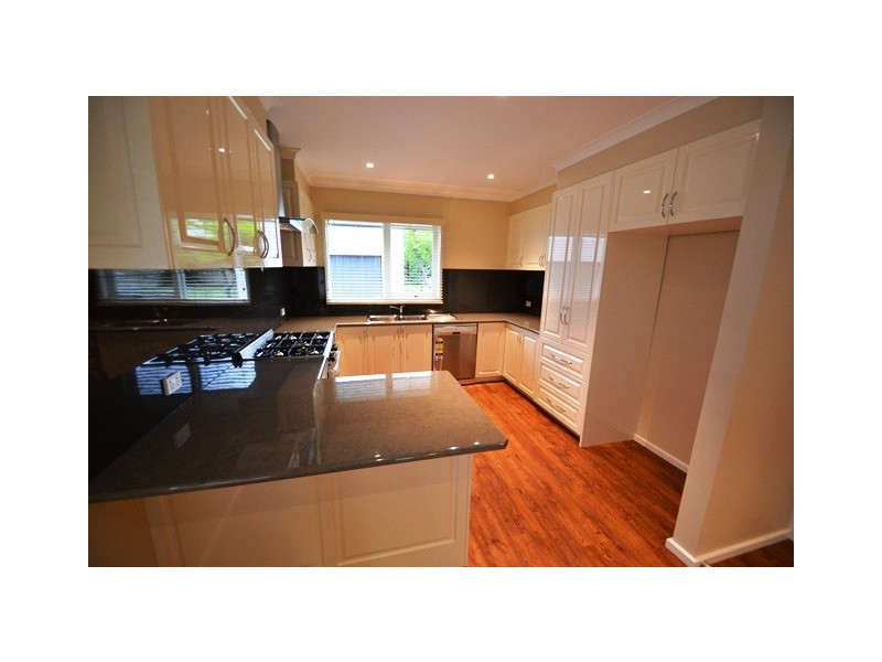 10 Tristan Street, Seymour VIC 3660