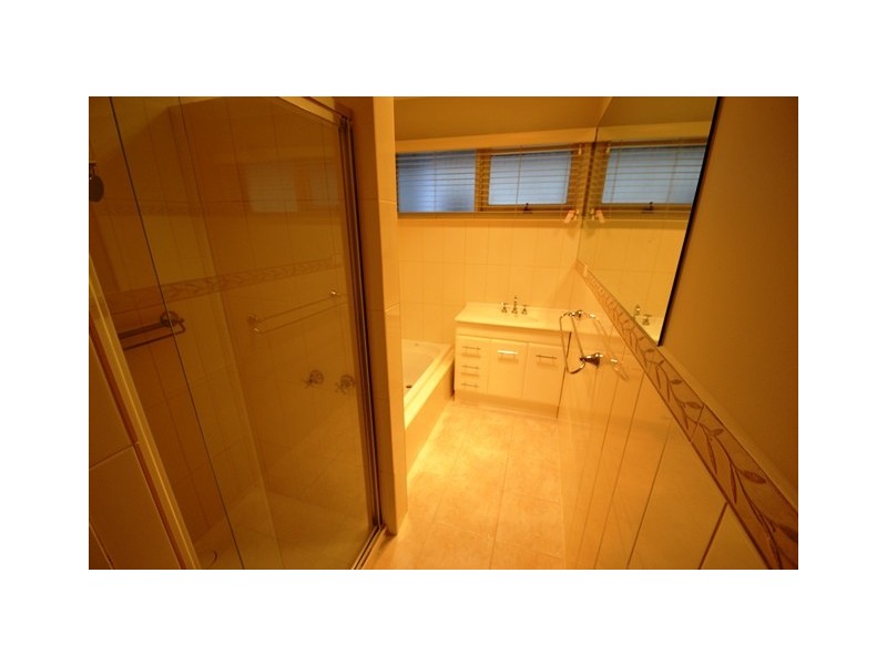 10 Tristan Street, Seymour VIC 3660