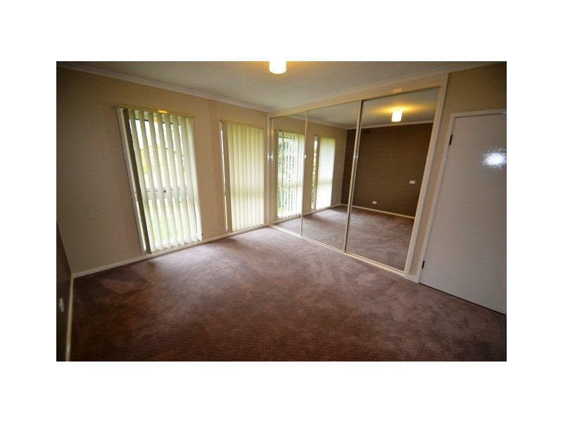 10 Tristan Street, Seymour VIC 3660