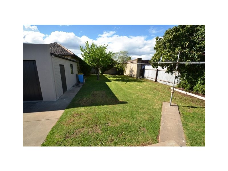 10 Tristan Street, Seymour VIC 3660