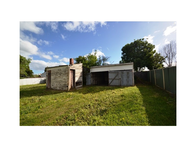 7 Callen Street, Seymour VIC 3660