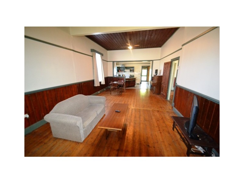 66 Anzac Avenue, Seymour VIC 3660