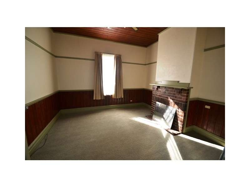 66 Anzac Avenue, Seymour VIC 3660