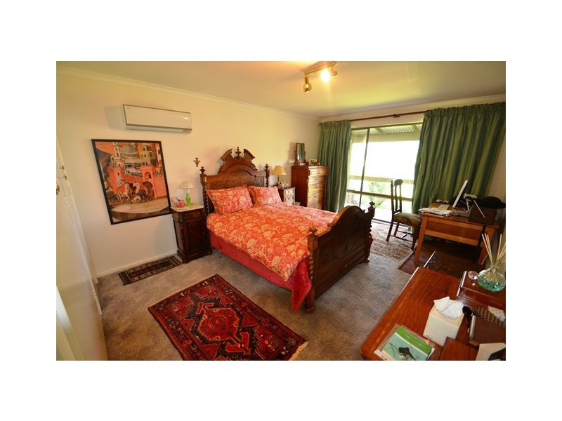 90 Manse Hill Road, Seymour VIC 3660