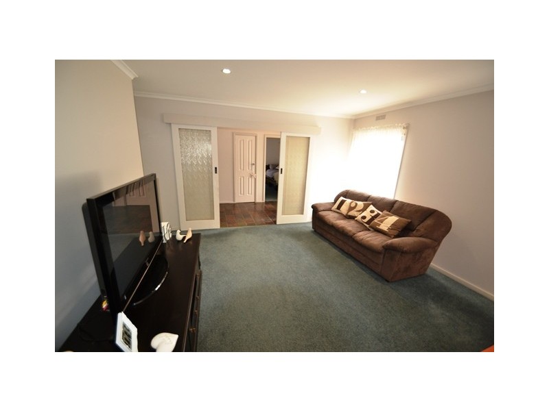 6 Delhi Street, Seymour VIC 3660