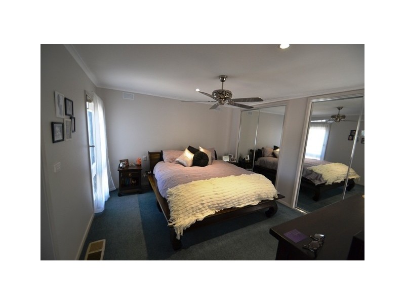 6 Delhi Street, Seymour VIC 3660