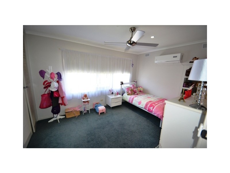 6 Delhi Street, Seymour VIC 3660