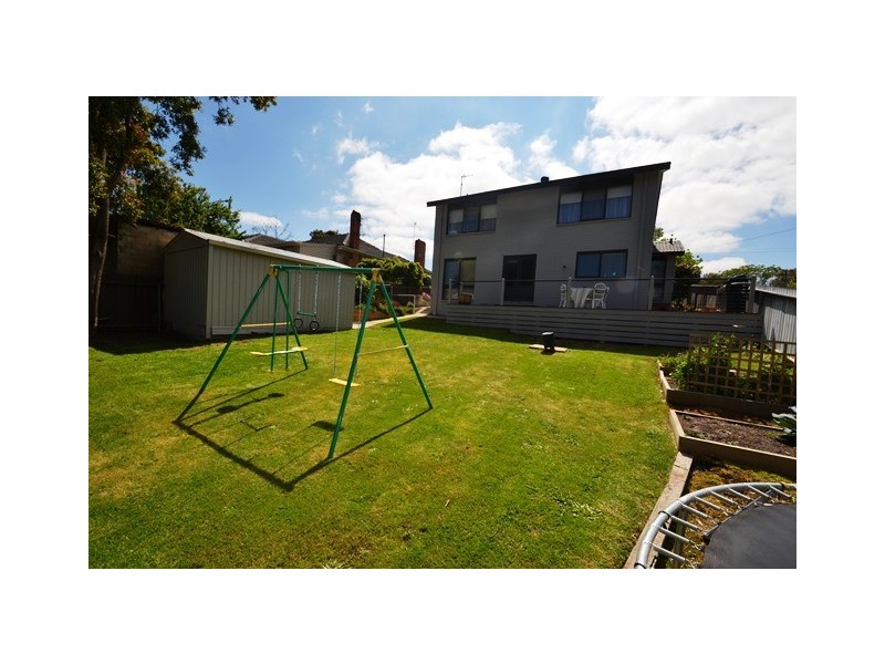 6 Delhi Street, Seymour VIC 3660