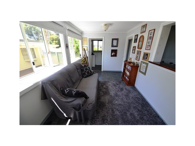 10 Redbank Road, Seymour VIC 3660