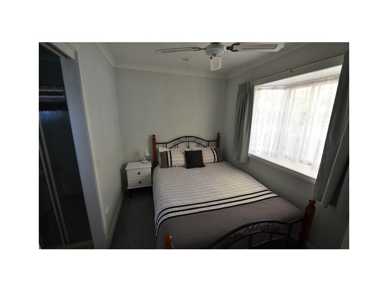 10 Redbank Road, Seymour VIC 3660